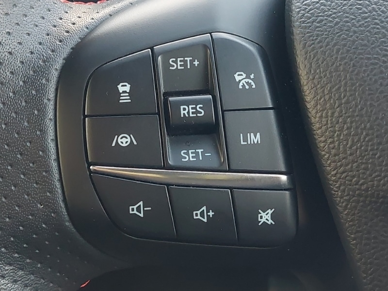 Used Ford Focus 2023 for sale - 78041094: Photo 17