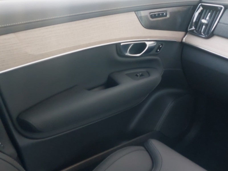 Used Volvo XC90 2025 for sale - 77004590: Photo 11