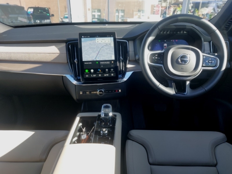 Used Volvo XC90 2025 for sale - 78093910: Photo 2