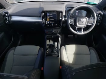 Used Volvo XC40 2023 for sale - 78842120: Photo