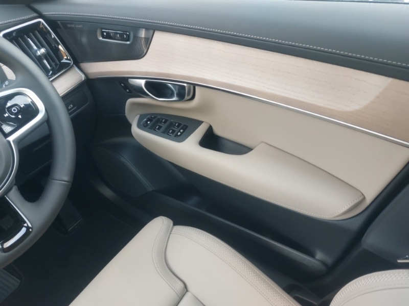 Used Volvo XC90 2025 for sale - 77141693: Photo 10