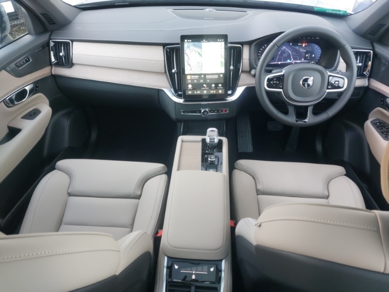 Used Volvo XC90 2025 for sale - 77141693: Photo 2