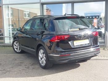 Used Volkswagen Tiguan 2023 for sale - 79718378: Photo