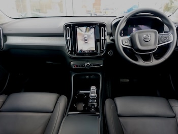 Used Volvo XC40 2024 for sale - 75976631: Photo