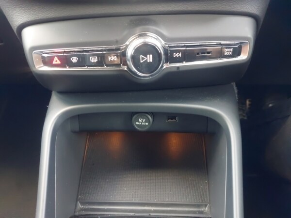 Used Volvo XC40 2022 for sale - 75576747: Photo 17