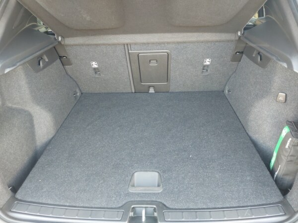 Used Volvo XC40 2022 for sale - 75576747: Photo 8