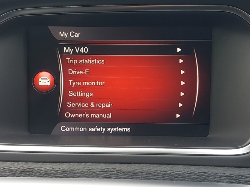 Used Volvo V40 2019 for sale - 76537260: Photo 17