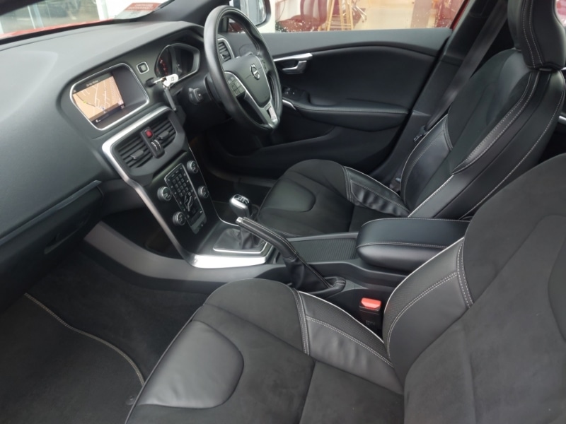 Used Volvo V40 2019 for sale - 76537260: Photo 5