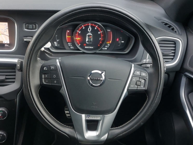 Used Volvo V40 2019 for sale - 76537260: Photo 7