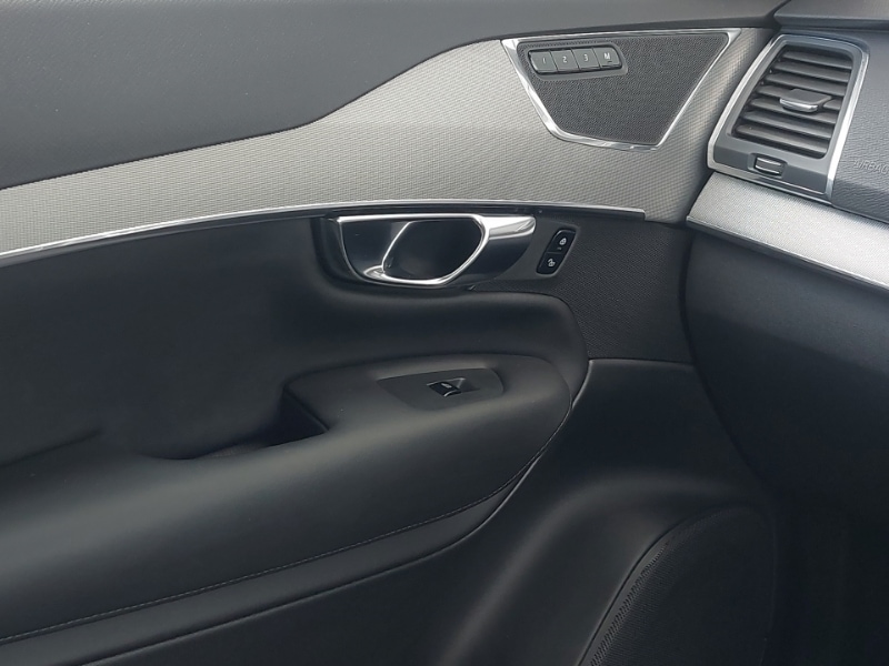 Used Volvo XC90 2024 for sale - 76602635: Photo 11