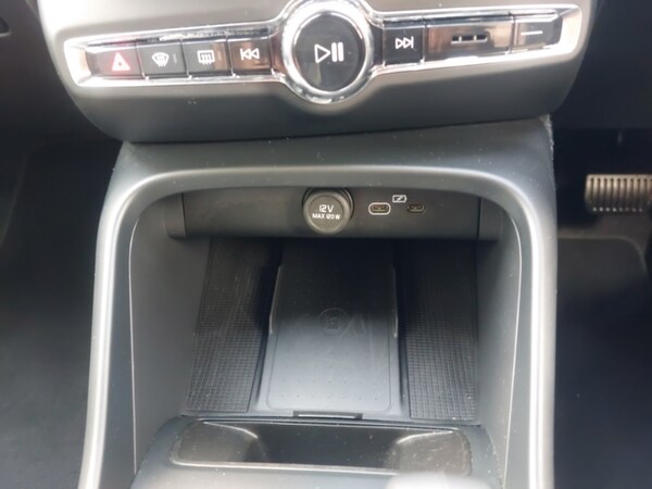 Used Volvo XC40 2024 for sale - 75702362: Photo 17