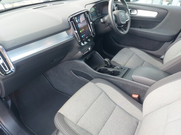 Used Volvo XC40 2024 for sale - 75702362: Photo 5