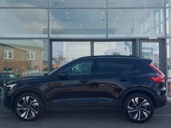 Used Volvo XC40 2025 for sale - 79101472: Photo