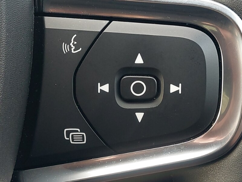 Used Volvo XC40 2023 for sale - 77366620: Photo 16