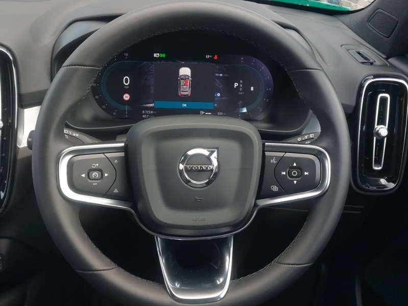 Used Volvo XC40 2023 for sale - 77366620: Photo 7