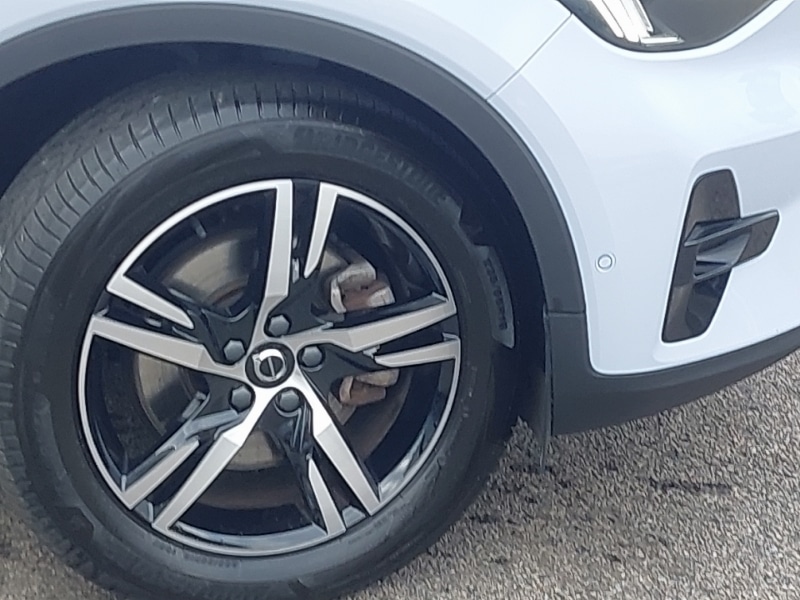 Used Volvo XC40 2023 for sale - 78178997: Photo 9