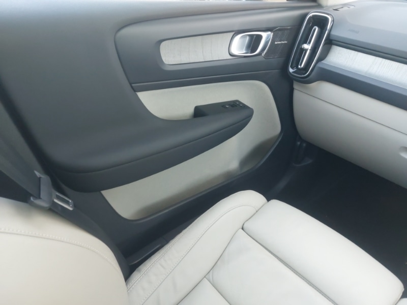 Used Volvo XC40 2022 for sale - 76943141: Photo 11