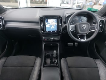 Used Volvo XC40 2022 for sale - 79457886: Photo