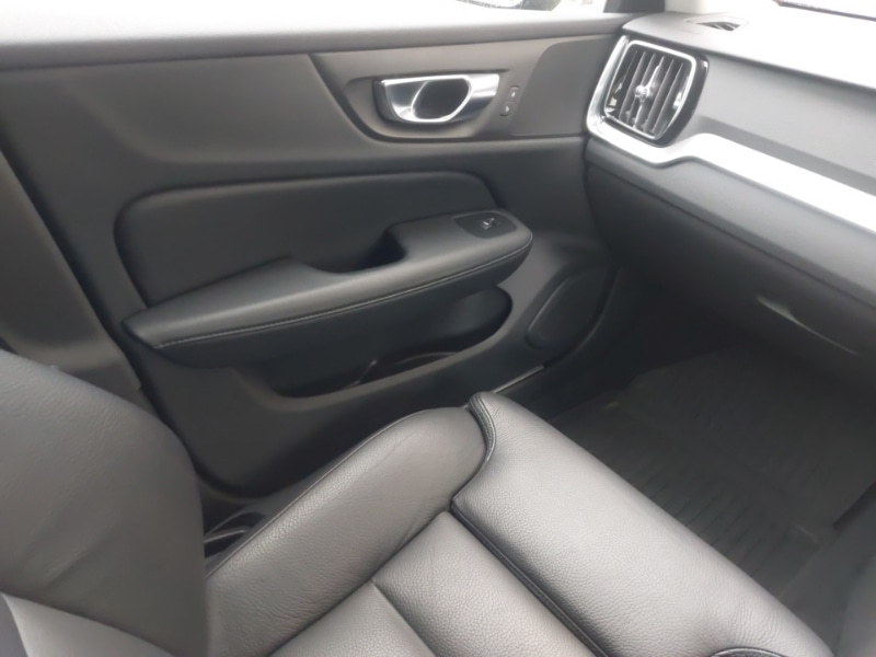 Used Volvo V60 2022 for sale - 76431695: Photo 11