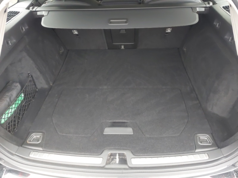 Used Volvo V60 2022 for sale - 76431695: Photo 8