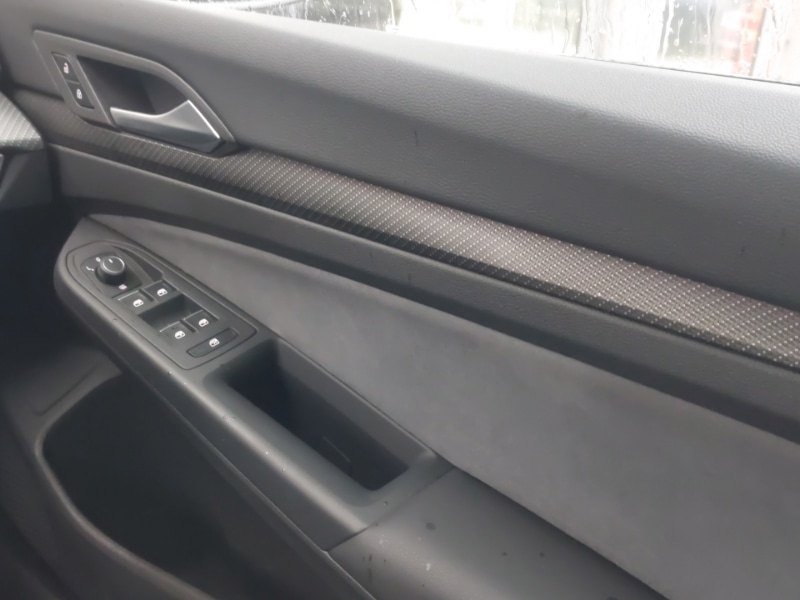 Used Volkswagen Golf 2024 for sale - 76754930: Photo 10