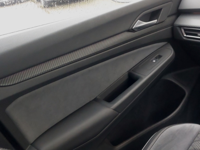 Used Volkswagen Golf 2024 for sale - 76754930: Photo 11