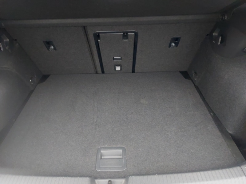 Used Volkswagen Golf 2024 for sale - 76754930: Photo 8