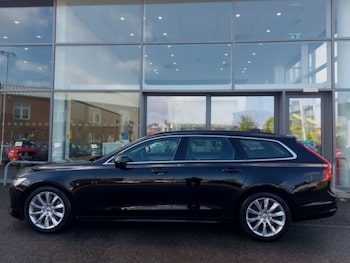 Used Volvo V90 2022 for sale - 78560140: Photo