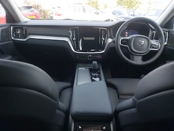 Used Volvo V60 2025 for sale - 75576456: Photo