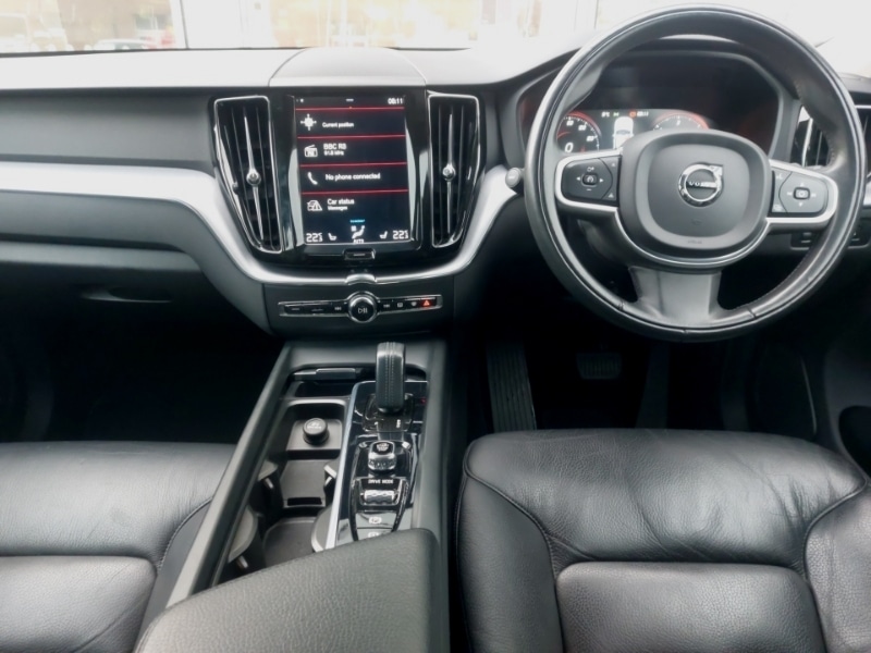 Used Volvo XC60 2021 for sale - 77969324: Photo 2