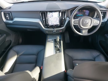 Used Volvo XC60 2022 for sale - 76054316: Photo 2