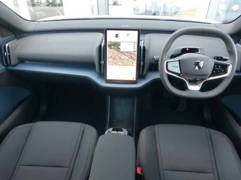 Used Volvo EX30 2025 for sale - 77035027: Photo 2