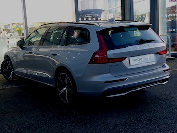 Used Volvo V60 2025 for sale - 77173921: Photo