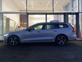 Used Volvo V60 2025 for sale - 77173921: Photo