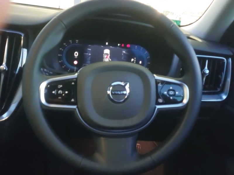 Used Volvo V60 2025 for sale - 77173921: Photo 7