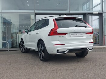Used Volvo XC60 2024 for sale - 77289791: Photo