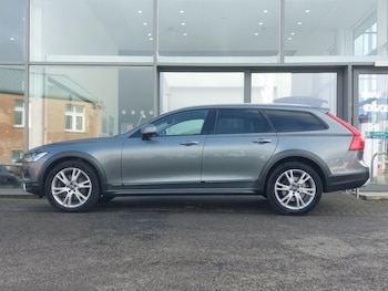 Used Volvo V90 2018 for sale - 77907937: Photo