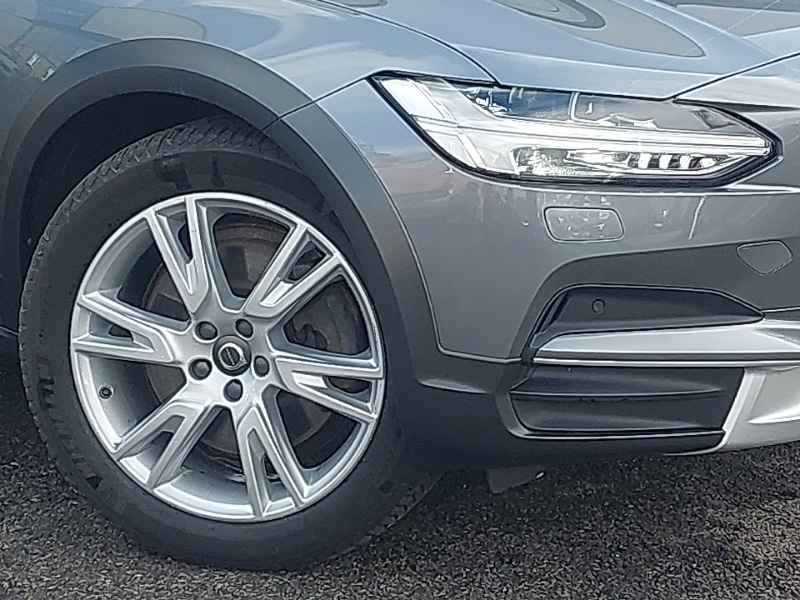 Used Volvo V90 2018 for sale - 77907937: Photo 9