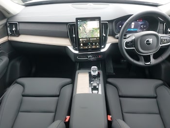 Used Volvo XC90 2025 for sale - 76708048: Photo