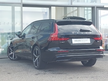 Used Volvo V60 2025 for sale - 75591997: Photo