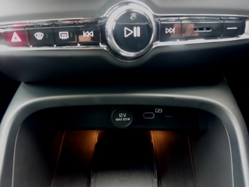 Used Volvo XC40 2024 for sale - 76493168: Photo 13