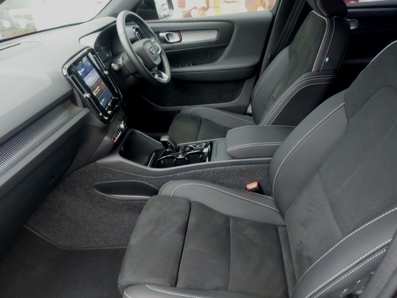 Used Volvo XC40 2024 for sale - 76493168: Photo 5