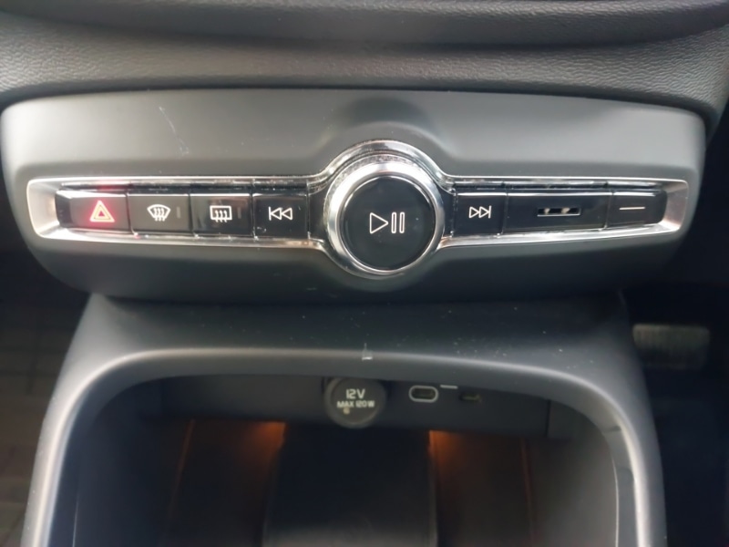 Used Volvo XC40 2023 for sale - 77751480: Photo 13