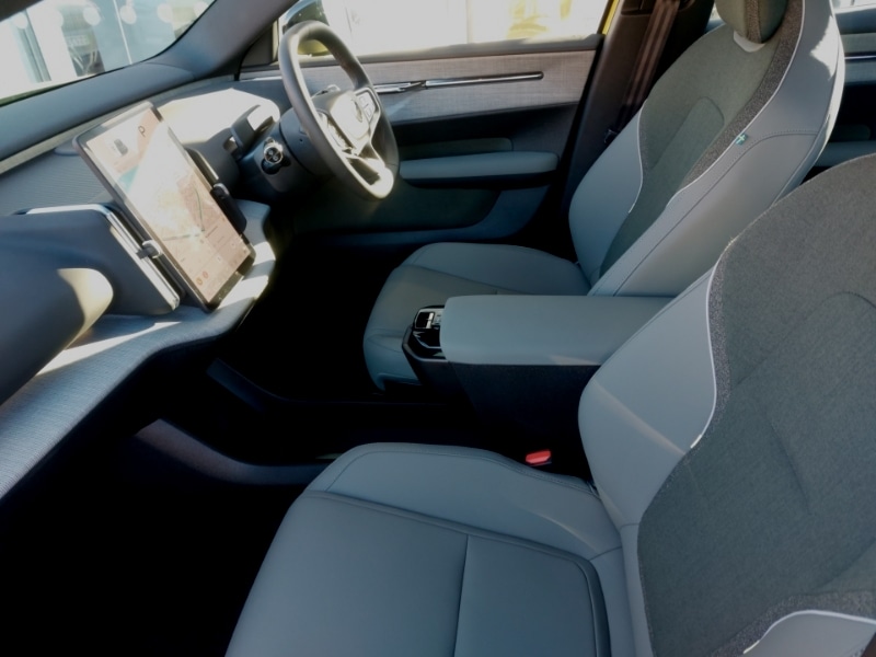 Used Volvo EX30 2024 for sale - 76408138: Photo 5