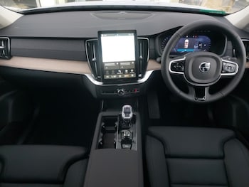 Used Volvo XC90 2025 for sale - 77197819: Photo