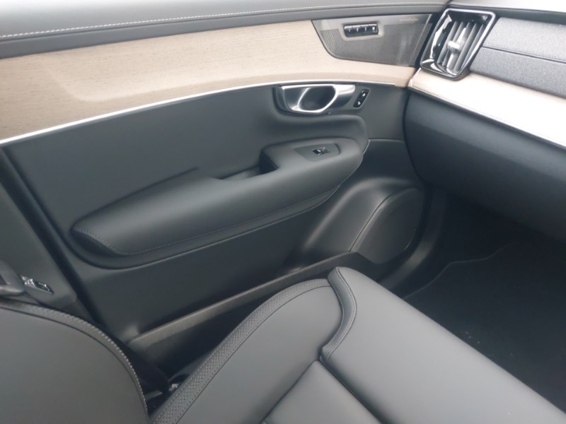 Used Volvo XC90 2025 for sale - 77223661: Photo 11