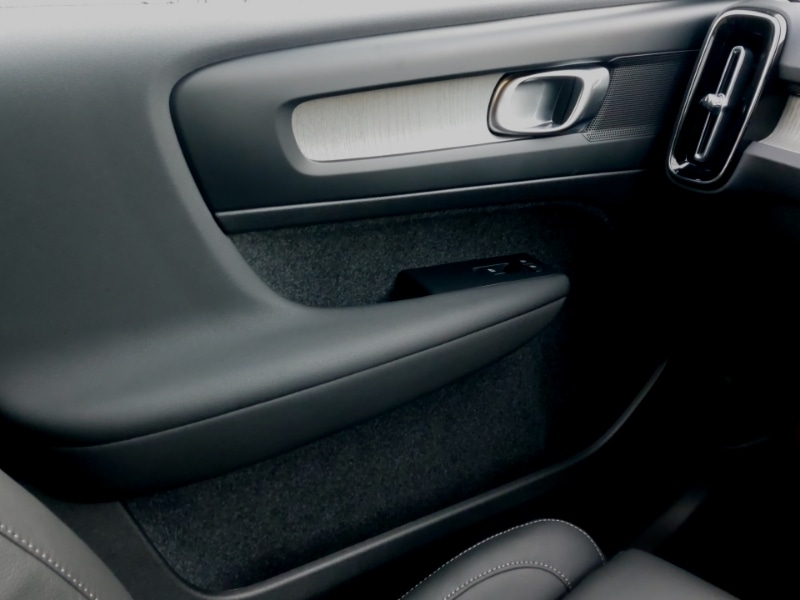 Used Volvo XC40 2025 for sale - 76827132: Photo 11