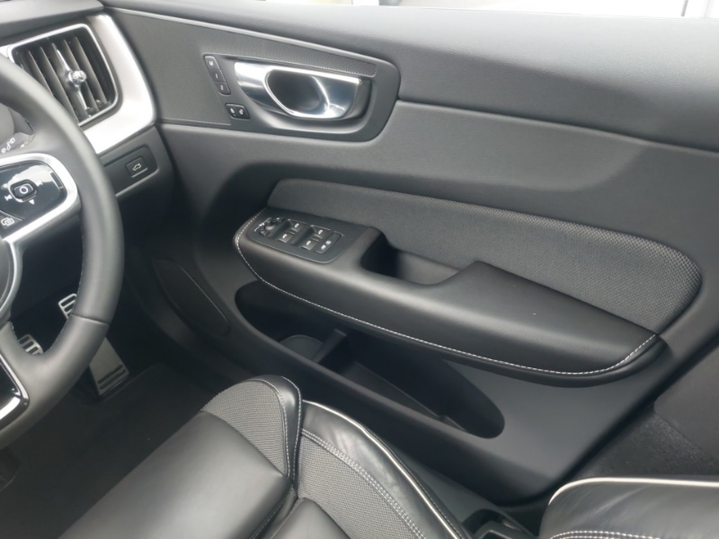 Used Volvo XC60 2022 for sale - 77690152: Photo 10