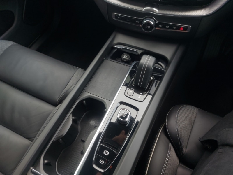 Used Volvo XC60 2022 for sale - 77690152: Photo 18