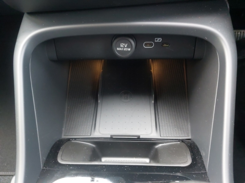 Used Volvo XC40 2025 for sale - 77652162: Photo 17